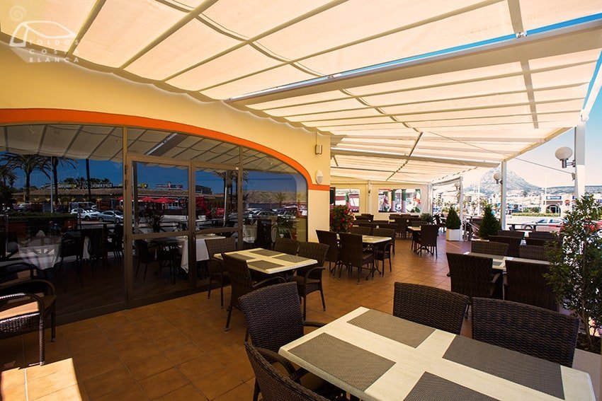 Pérgolas en Javea, Restaurante Katmandú